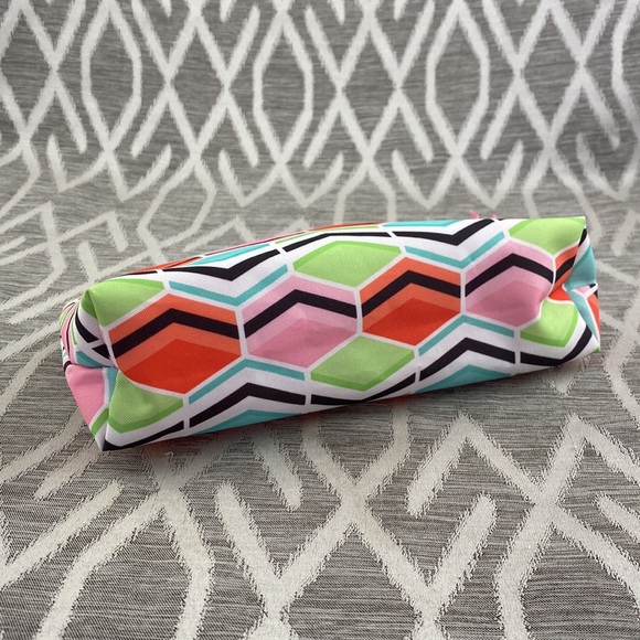 Clinique Makeup Bag Pouch Cosmetic Bag NEW - Picture 3 of 5